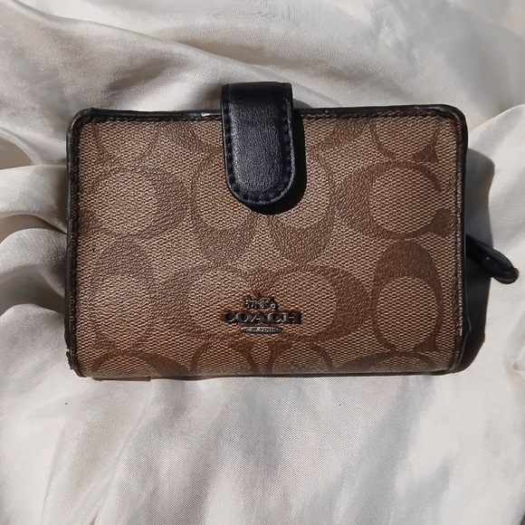 Coach Handbags - Coach Medium Corner Zip Wallet in Signature Canvas